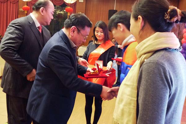 中國最早專業(yè)生產(chǎn)膠囊制劑企業(yè)|鹽酸二甲雙胍片 中國最早專業(yè)生產(chǎn)膠囊制劑企業(yè)|鹽酸二甲雙胍片