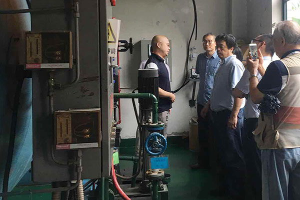 市經(jīng)信委節(jié)能處實(shí)地考察 市經(jīng)信委節(jié)能處實(shí)地考察